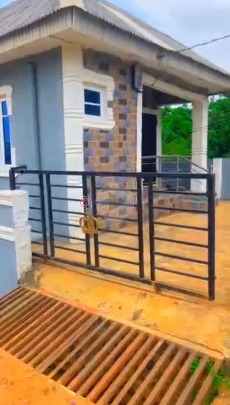 3 bedroom Bungalow For Sale Grammer School Ikorodu Lagos - 0