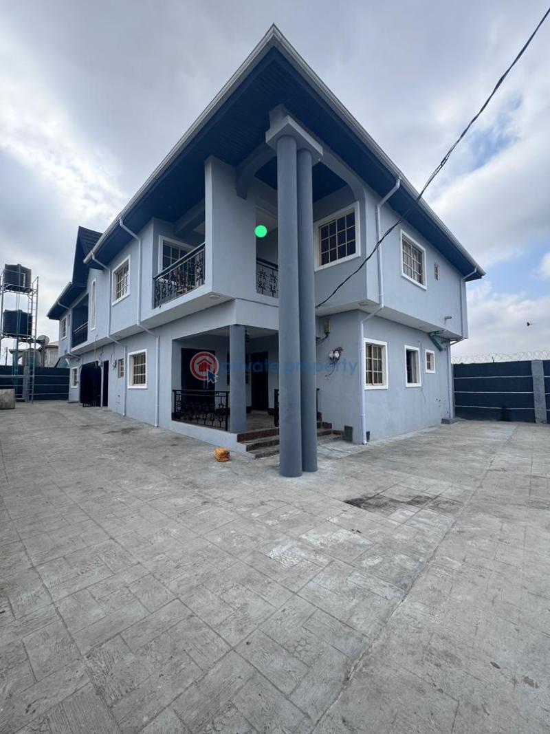 3 bedroom Flat & Apartment For Rent Alafia Estata ,akobo Ojuirin (very Near To The Main Road ) Akobo Ibadan Oyo - 0