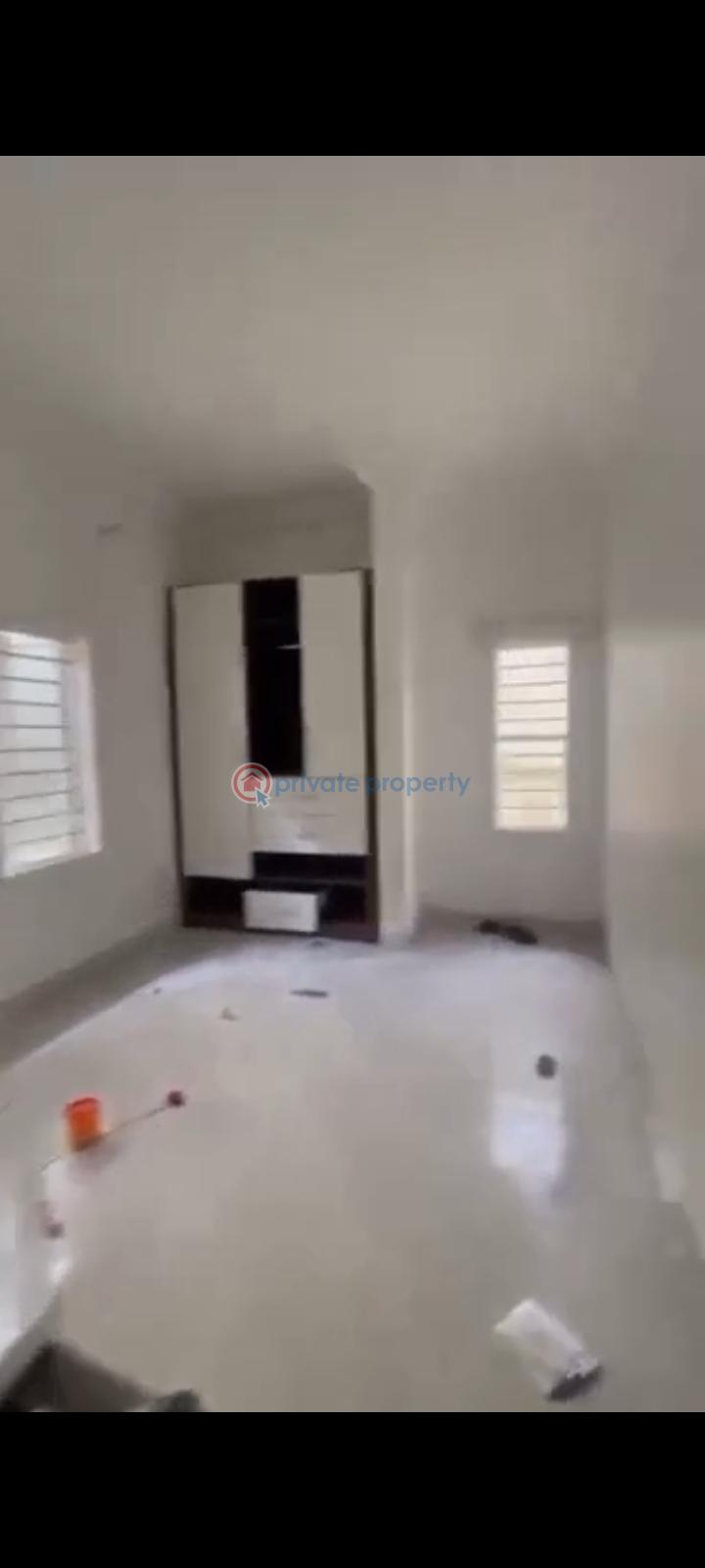 3 bedroom Block Of Flats For Rent Gilmore Jahi Abuja Phase 2  - 2