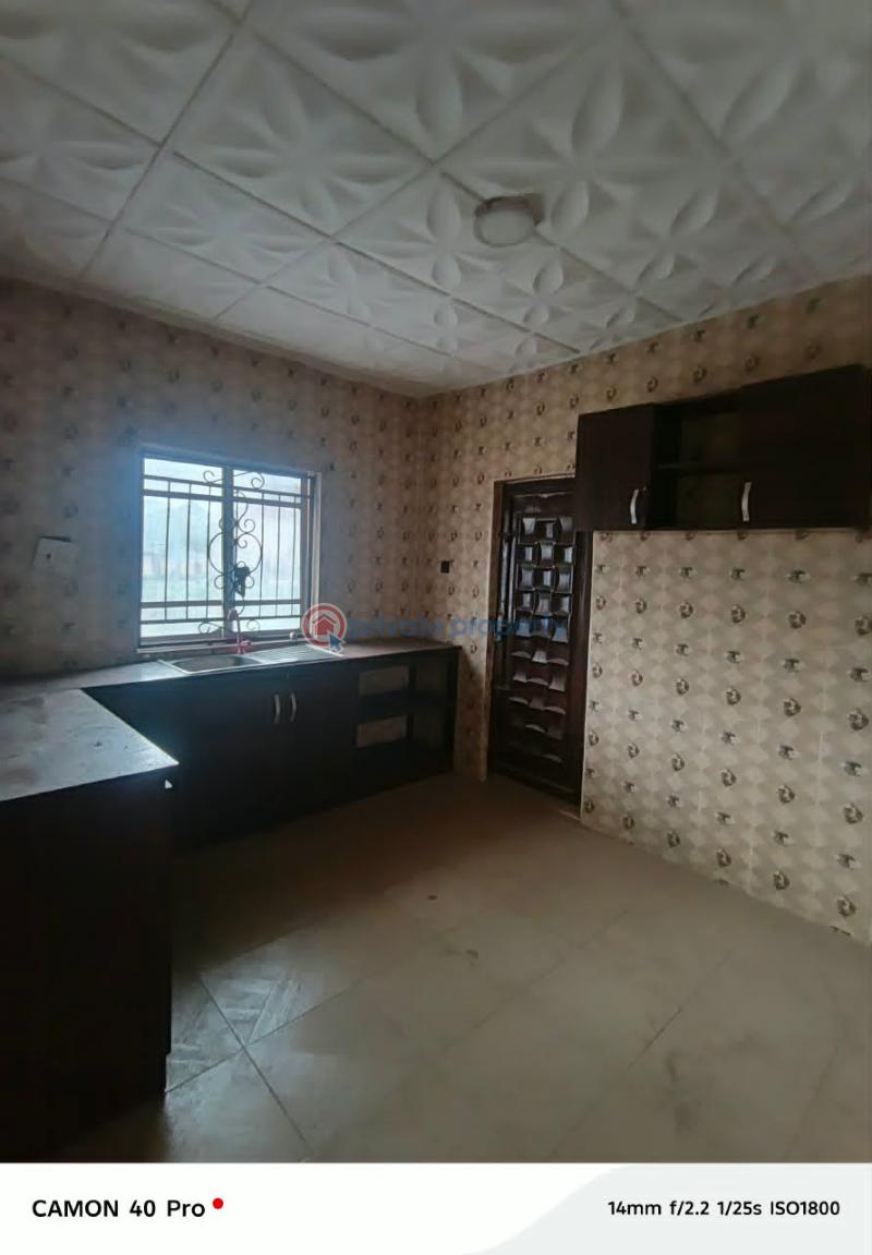 Flat & Apartment For Rent Bobby Olofa, Okebadan Estate, Akala Way, Akobo, Ibadan. Ibadan Oyo - 0