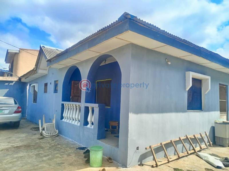 3 bedroom Semi detached Bungalow For Sale Ikotun Ikotun/Igando Lagos - 0