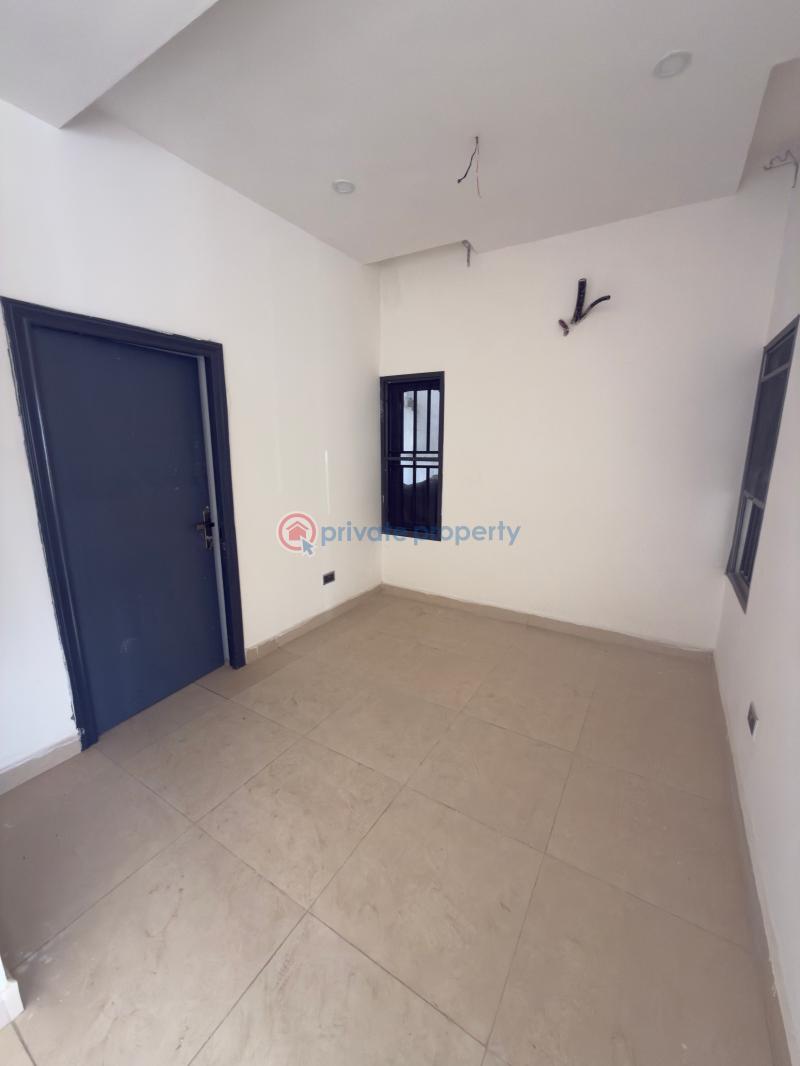 3 bedroom Block Of Flats For Sale Jahi Abuja Phase 2  - 3