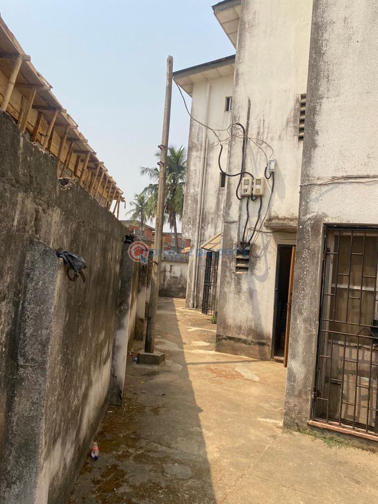 9 bedroom House For Sale Iyana Ipaja Ipaja Lagos - 1