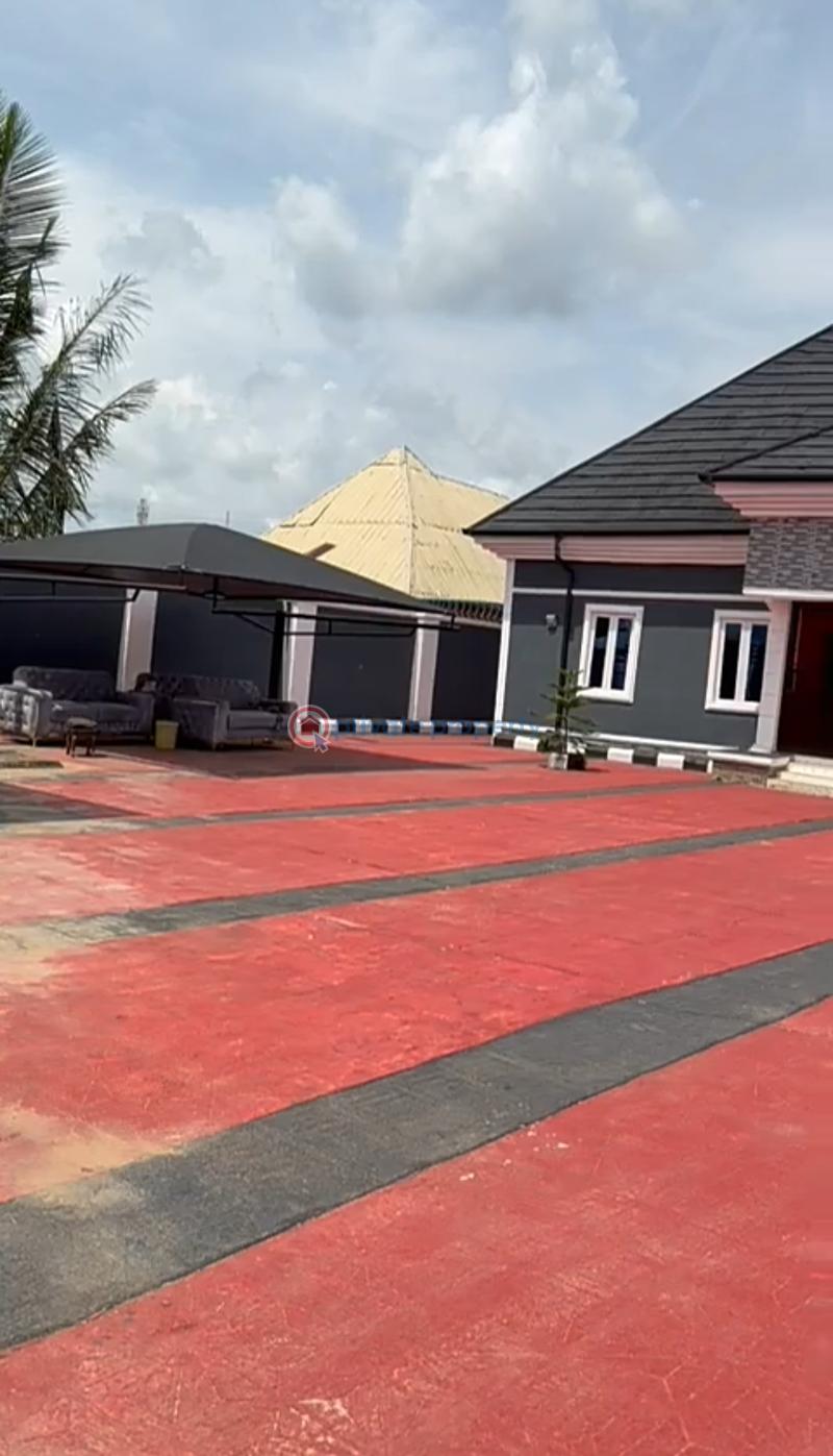 Duplex For Sale Ogheghe Off Sapele Road Close To The Road, Benin City Benin Edo - 3