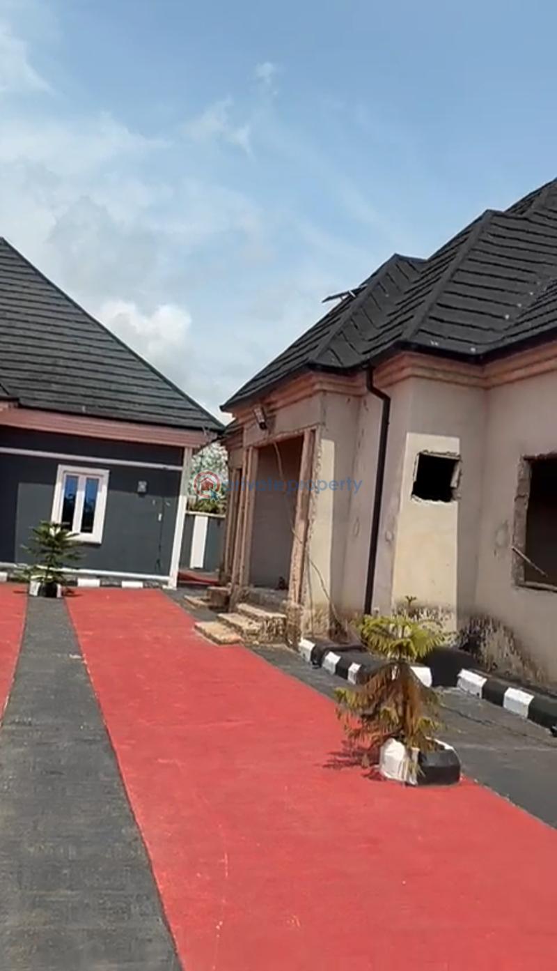 Duplex For Sale Ogheghe Off Sapele Road Close To The Road, Benin City Benin Edo - 4