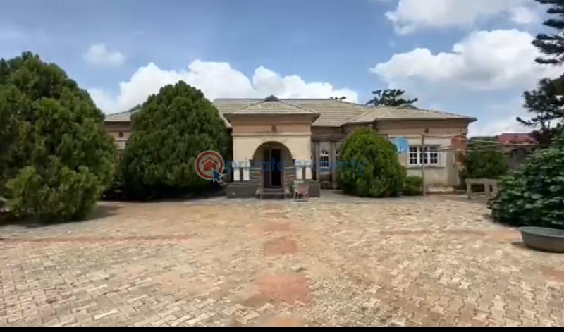 Bungalow For Sale Guobadia,off Countryhome Road… Benin Edo - 0