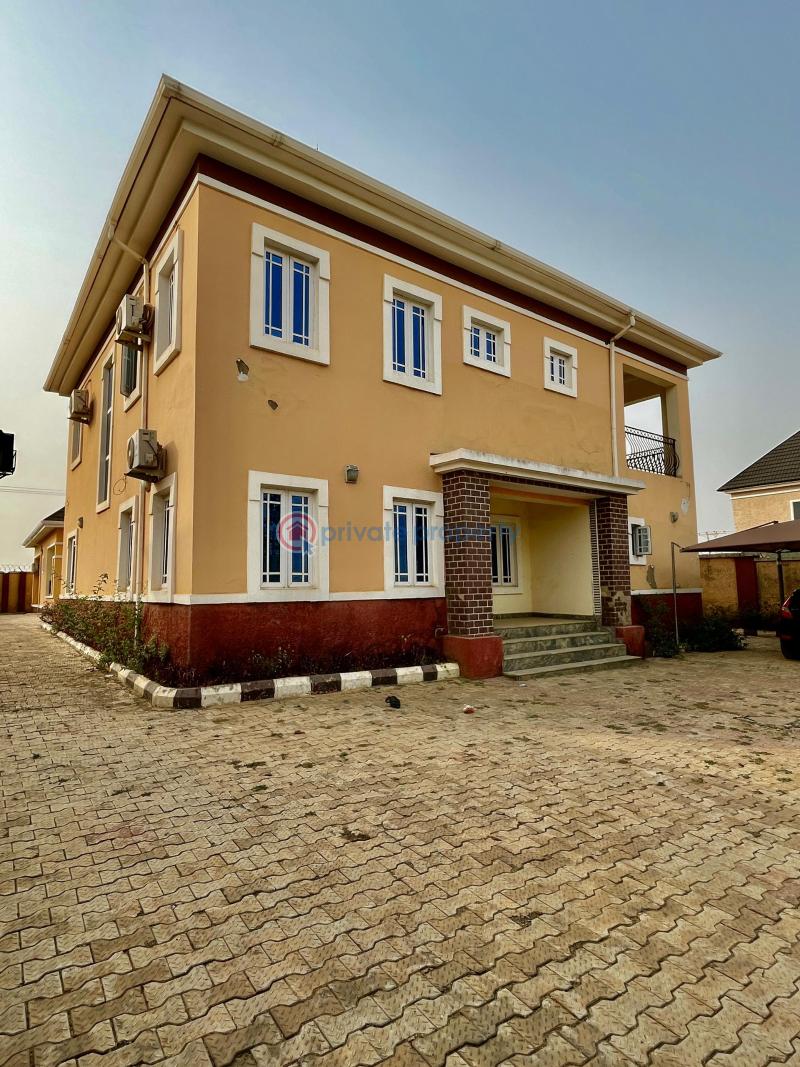 4 bedroom Terrace For Rent Galadimawa Abuja Phase 3  - 0