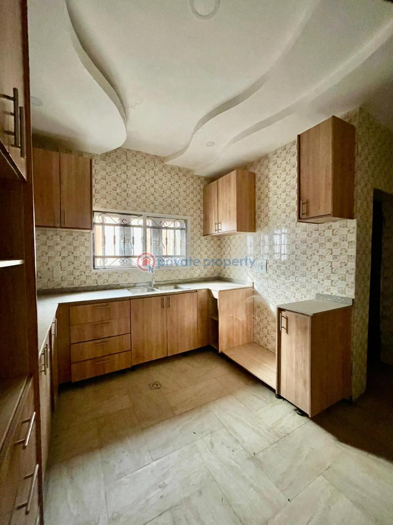 4 bedroom Terrace For Rent Galadimawa Abuja Phase 3  - 4