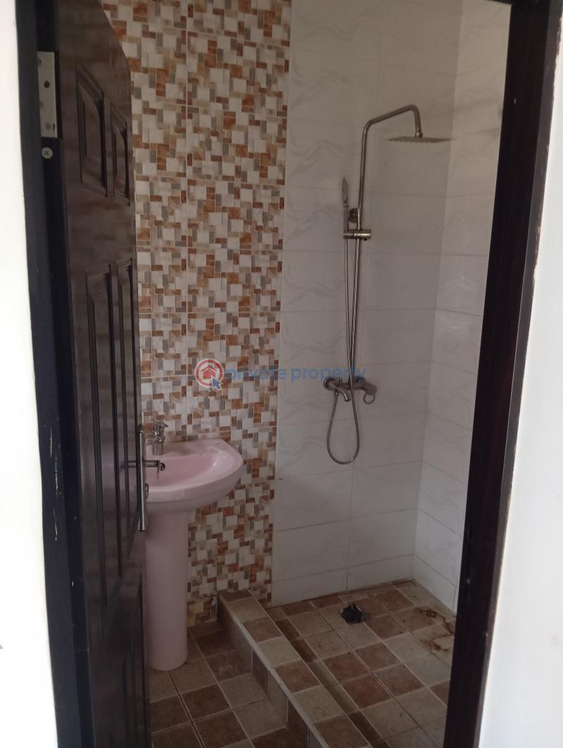 4 bedroom Terraced Duplex For Rent Behind Aduvie International School Jahi Abuja Phase 2  - 3