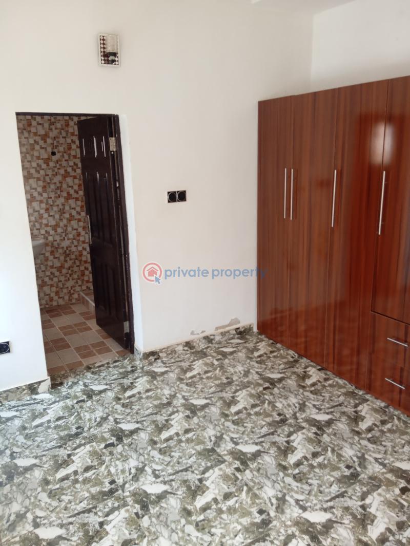 4 bedroom Terraced Duplex For Rent Behind Aduvie International School Jahi Abuja Phase 2  - 6