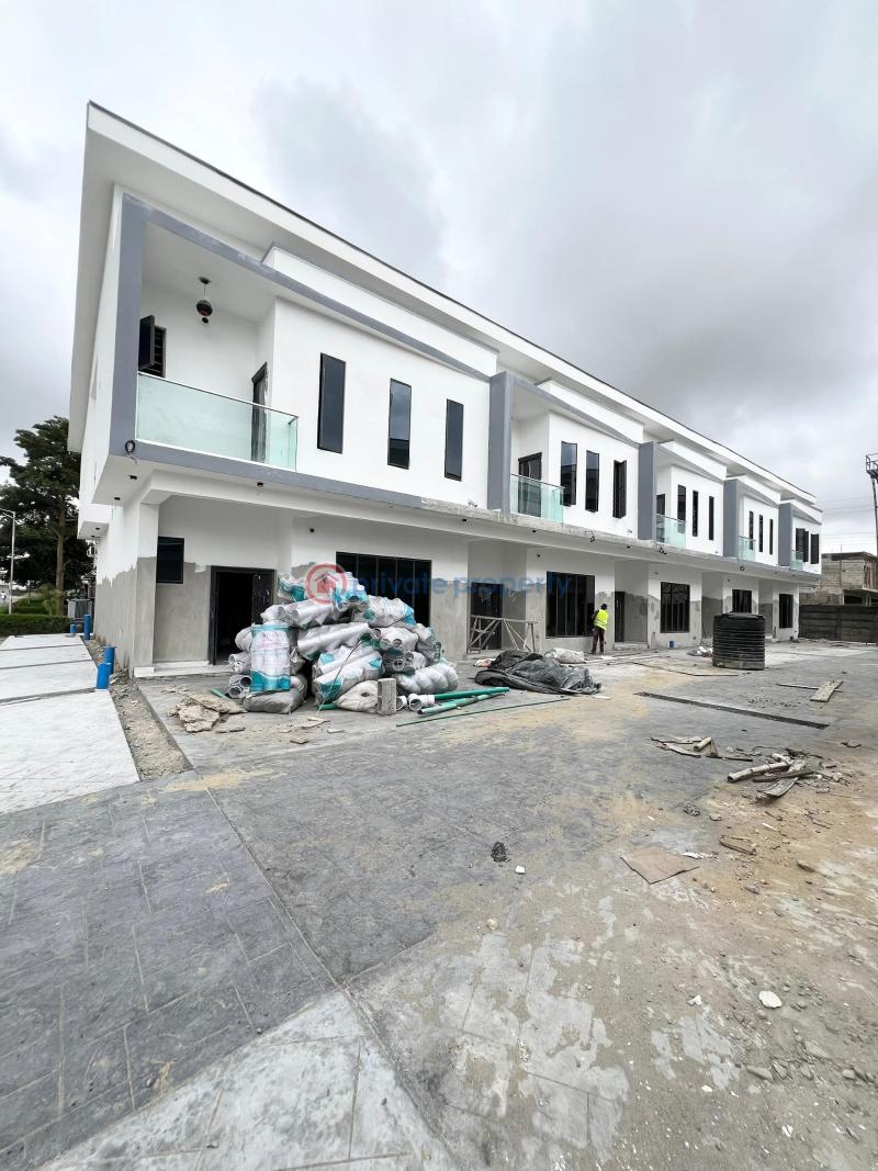4 bedroom Terrace For Sale Thomas Estate Ajah Ajah Lagos - 0