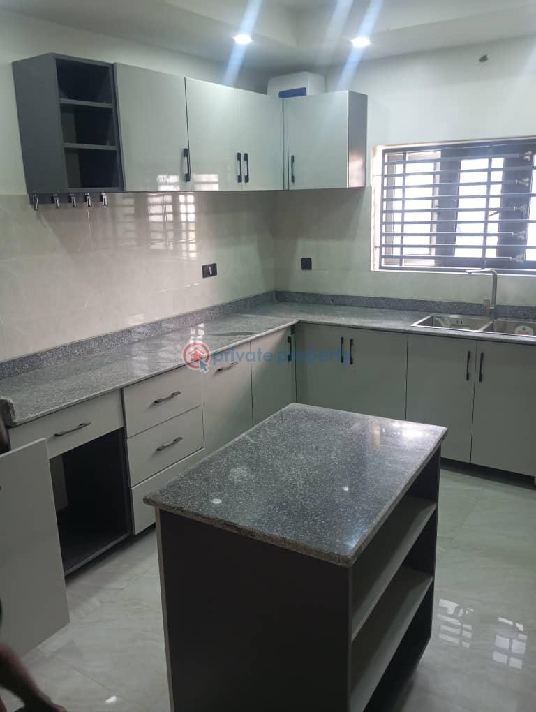 Standard 4-bedroom terrace duplex with a bq available for rent - 1 4 bedroom Terraced Duplex For Rent Living Faith, Jahi Abuja Phase 2  - 1