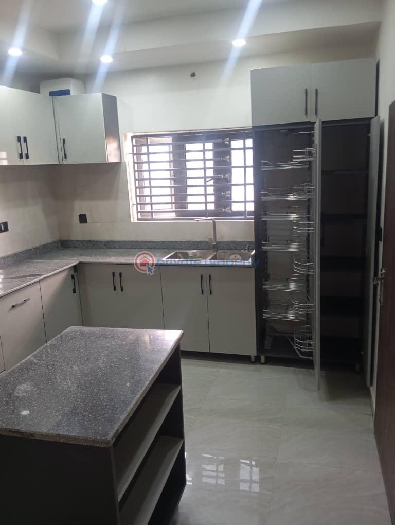 Standard 4-bedroom terrace duplex with a bq available for rent - 2 4 bedroom Terraced Duplex For Rent Living Faith, Jahi Abuja Phase 2  - 2