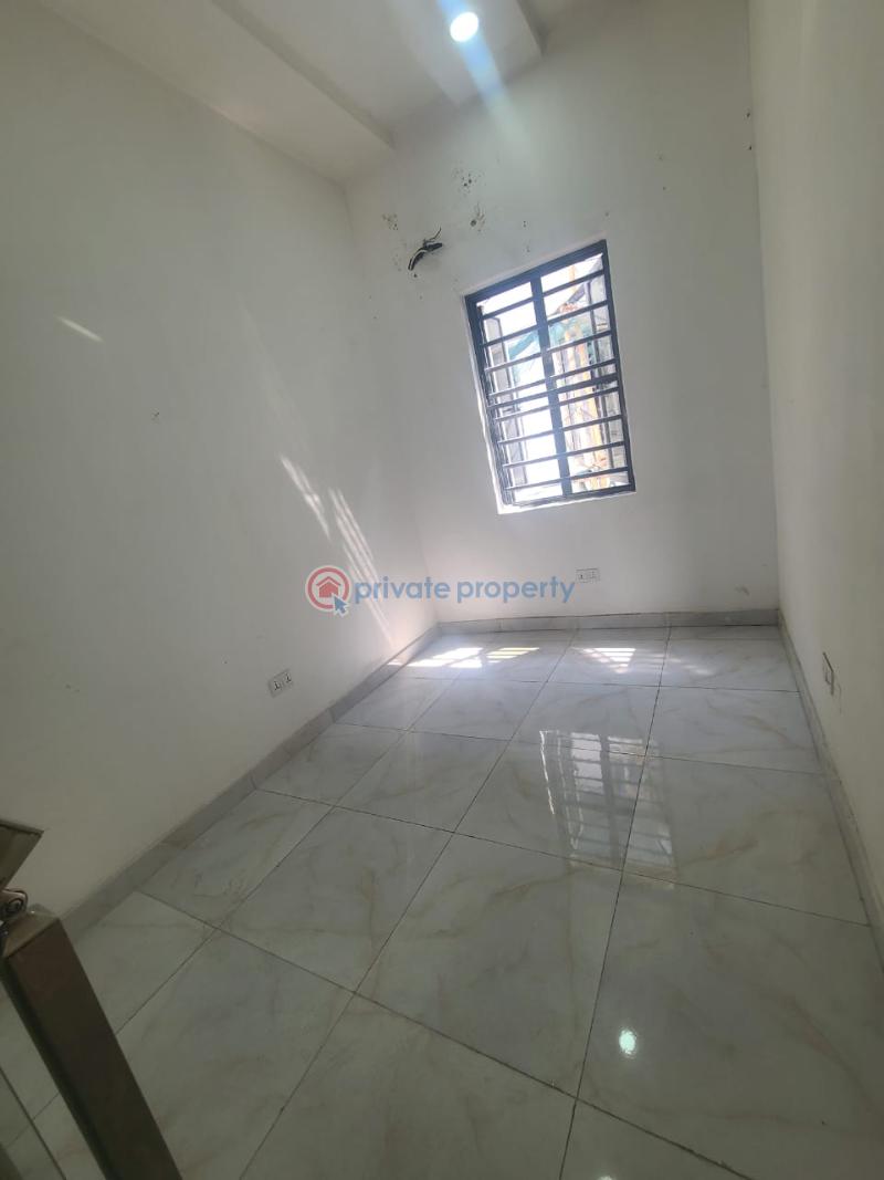 4 bedroom Terraced Duplex For Rent Platinum Way Jakande Lekki Lagos - 10