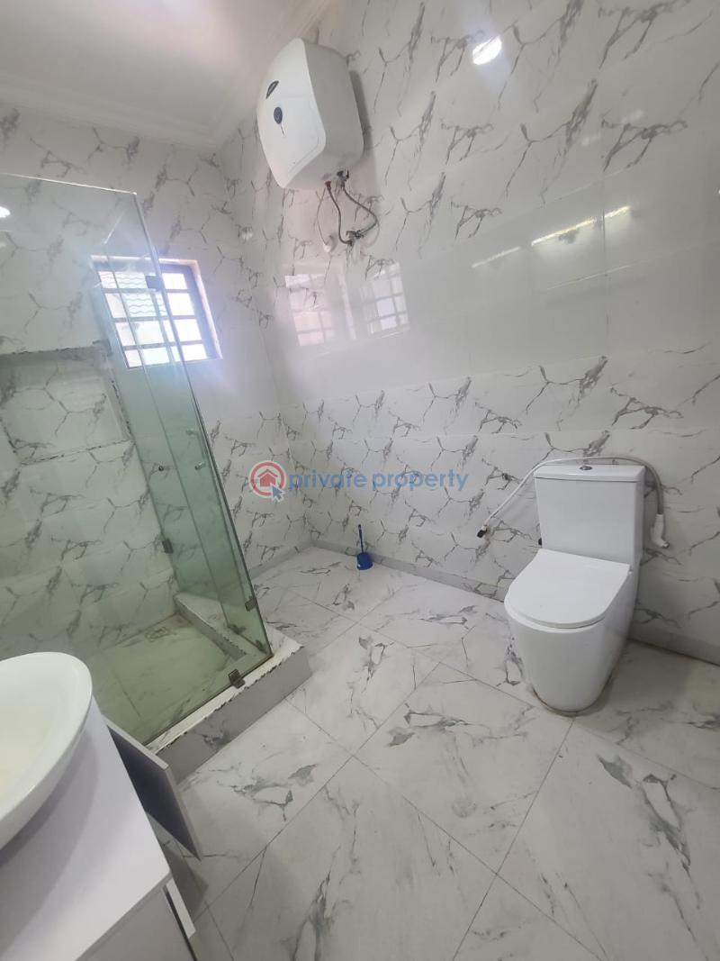 4 bedroom Terraced Duplex For Rent Platinum Way Jakande Lekki Lagos - 3