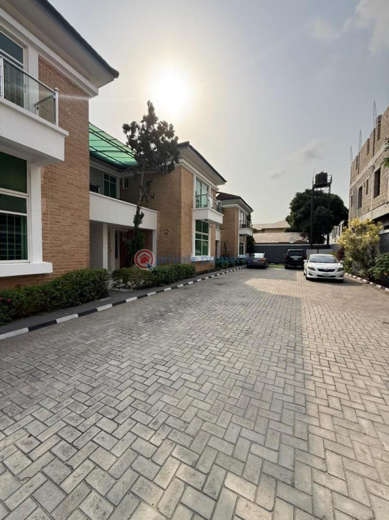 4 bedroom Commercial Property For Rent Lekki Phase 1 Lagos - 9