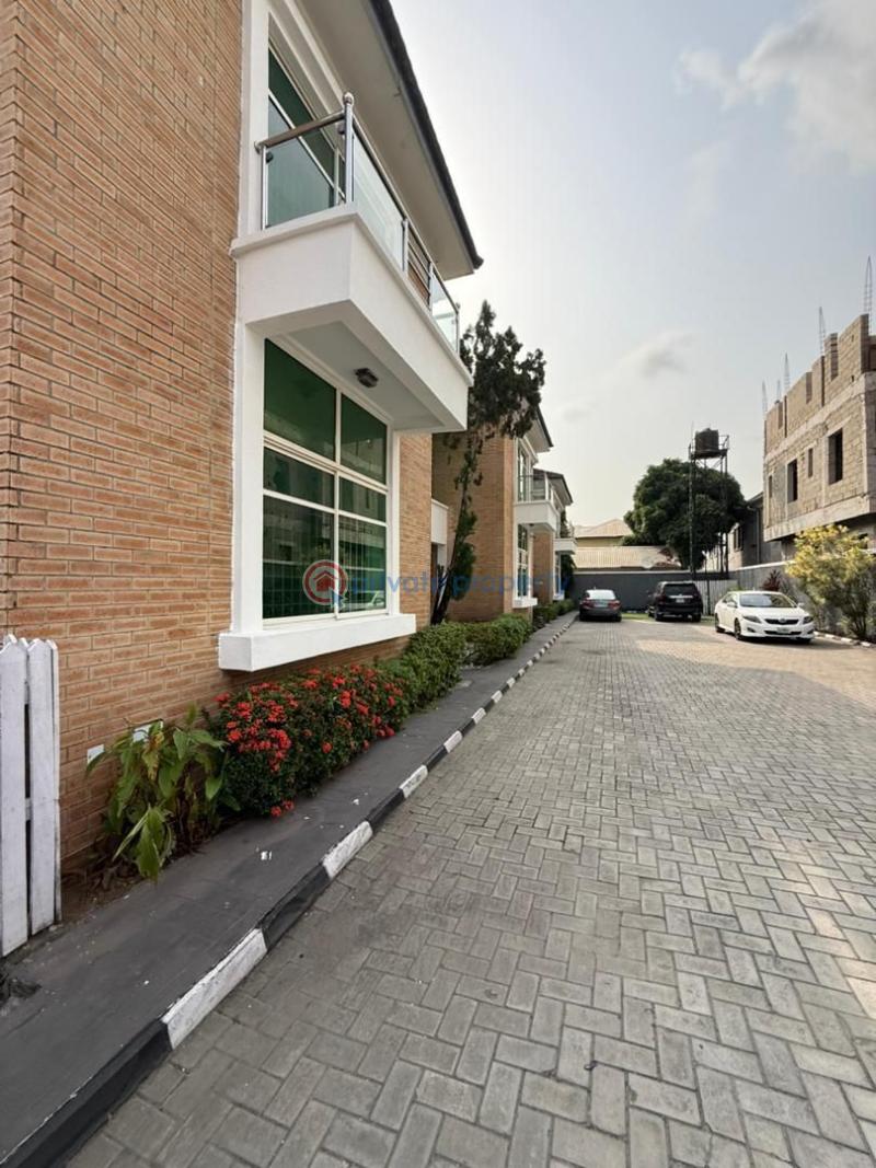 4 bedroom Commercial Property For Rent Lekki Phase 1 Lagos - 3