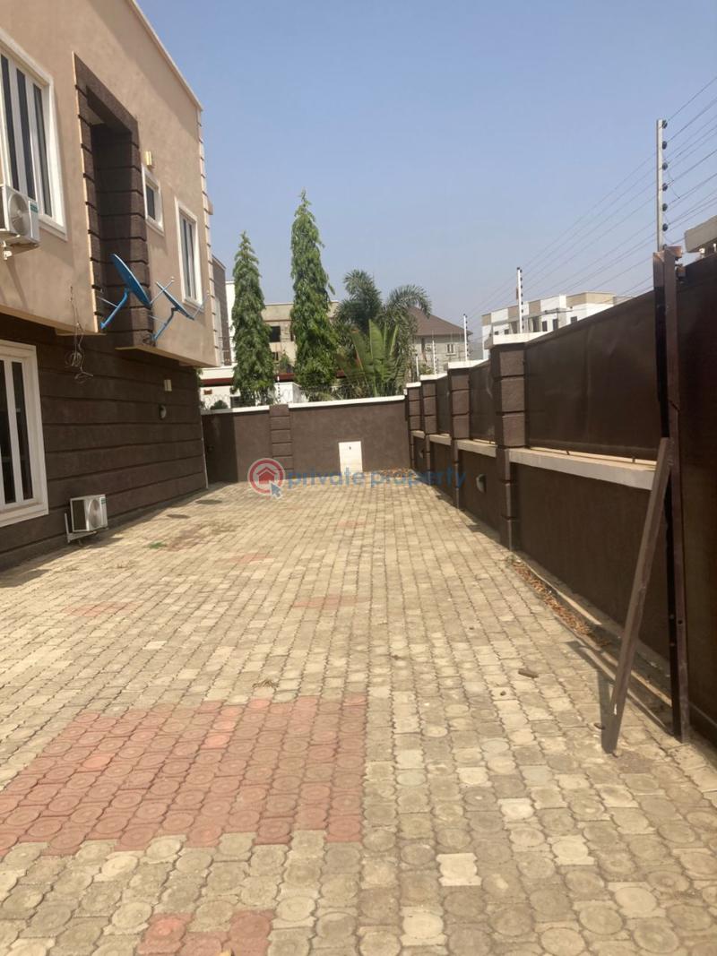 4 bedroom Terraced Duplex For Rent Jahi District Jahi Abuja Phase 2  - 2