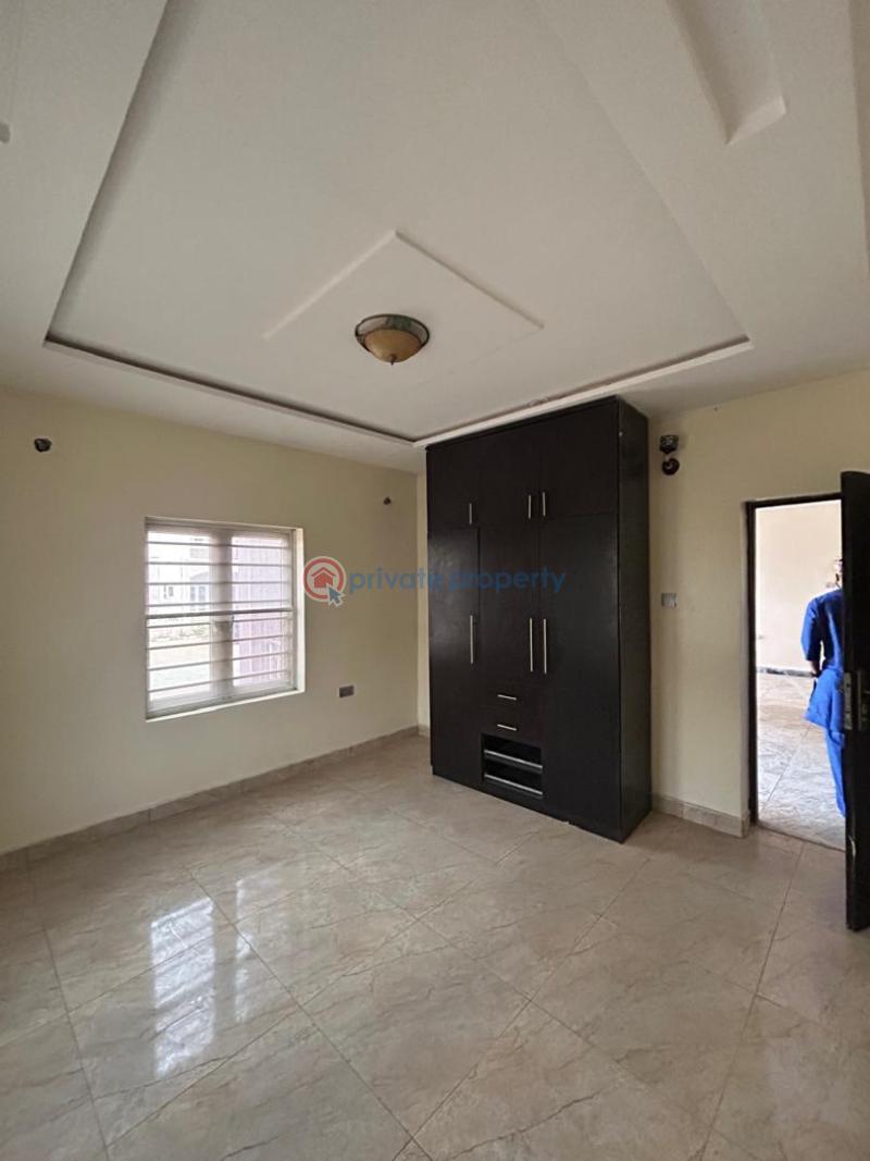 4 bedroom Terraced Duplex For Sale Guzape Districts Guzape Abuja Phase 1  - 5