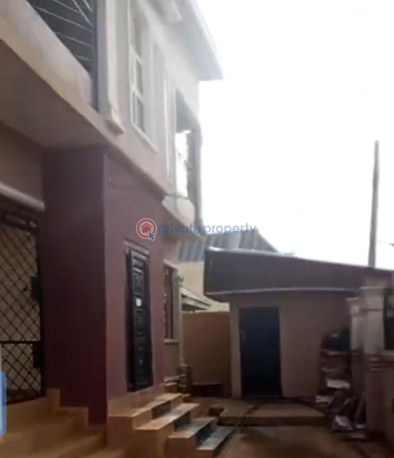 Block Of Flats For Sale At Ogheghe Community, Off Benin Auchi Road, Benin City Benin Edo - 2