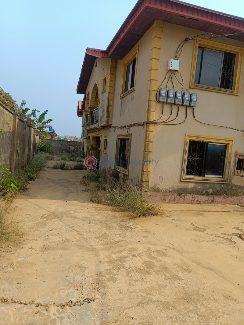 10 bedroom Block Of Flats For Sale Ikorodu Lagos - 2