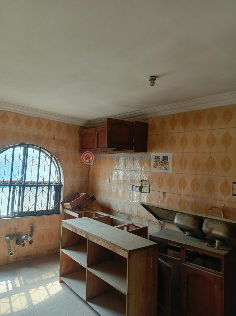 10 bedroom Block Of Flats For Sale Ikorodu Lagos - 10