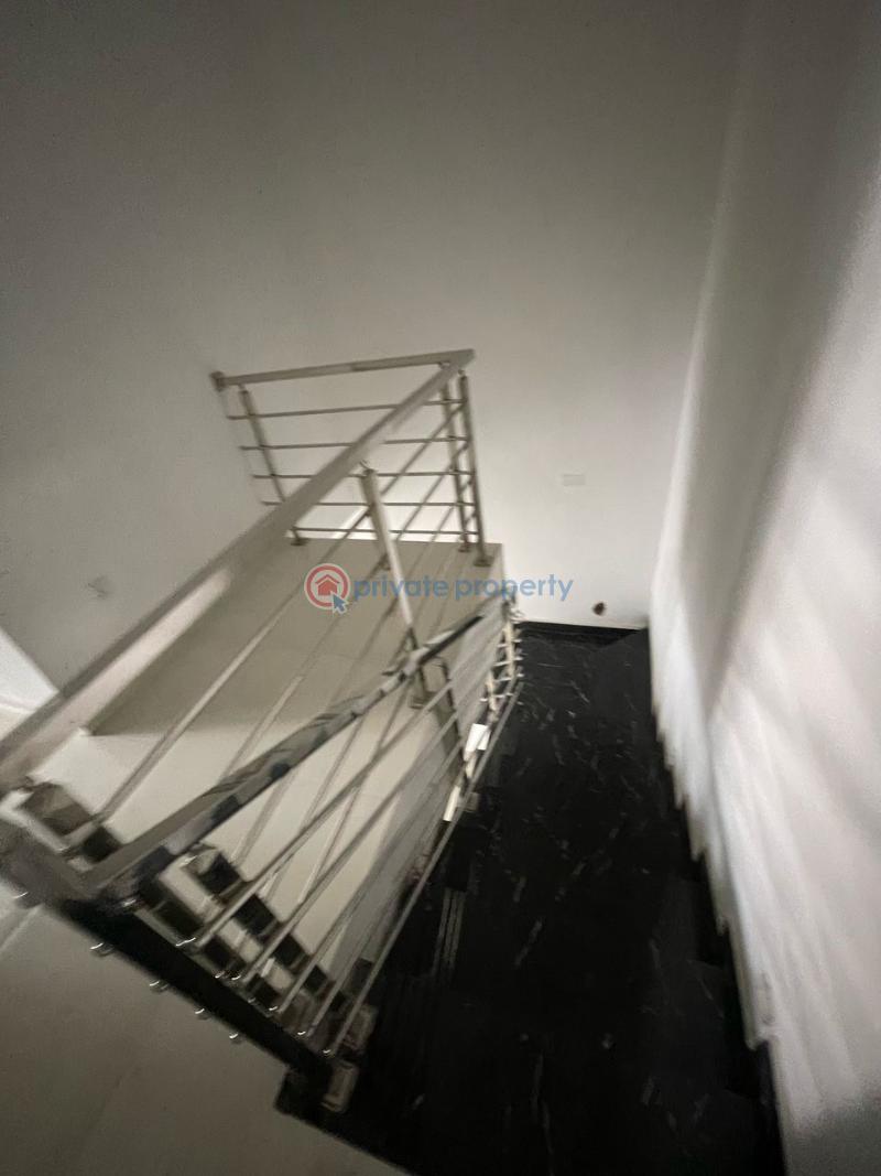 4 bedroom Terrace For Sale Ologolo Lekki Lagos - 1
