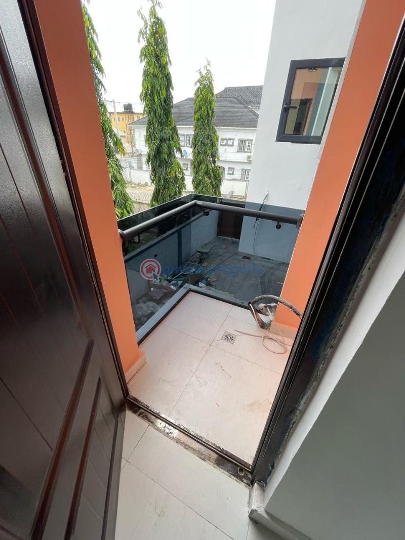 4 bedroom Terrace For Sale Ologolo Lekki Lagos - 6