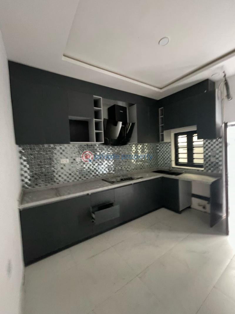 4 bedroom Terrace For Sale Ologolo Lekki Lagos - 0