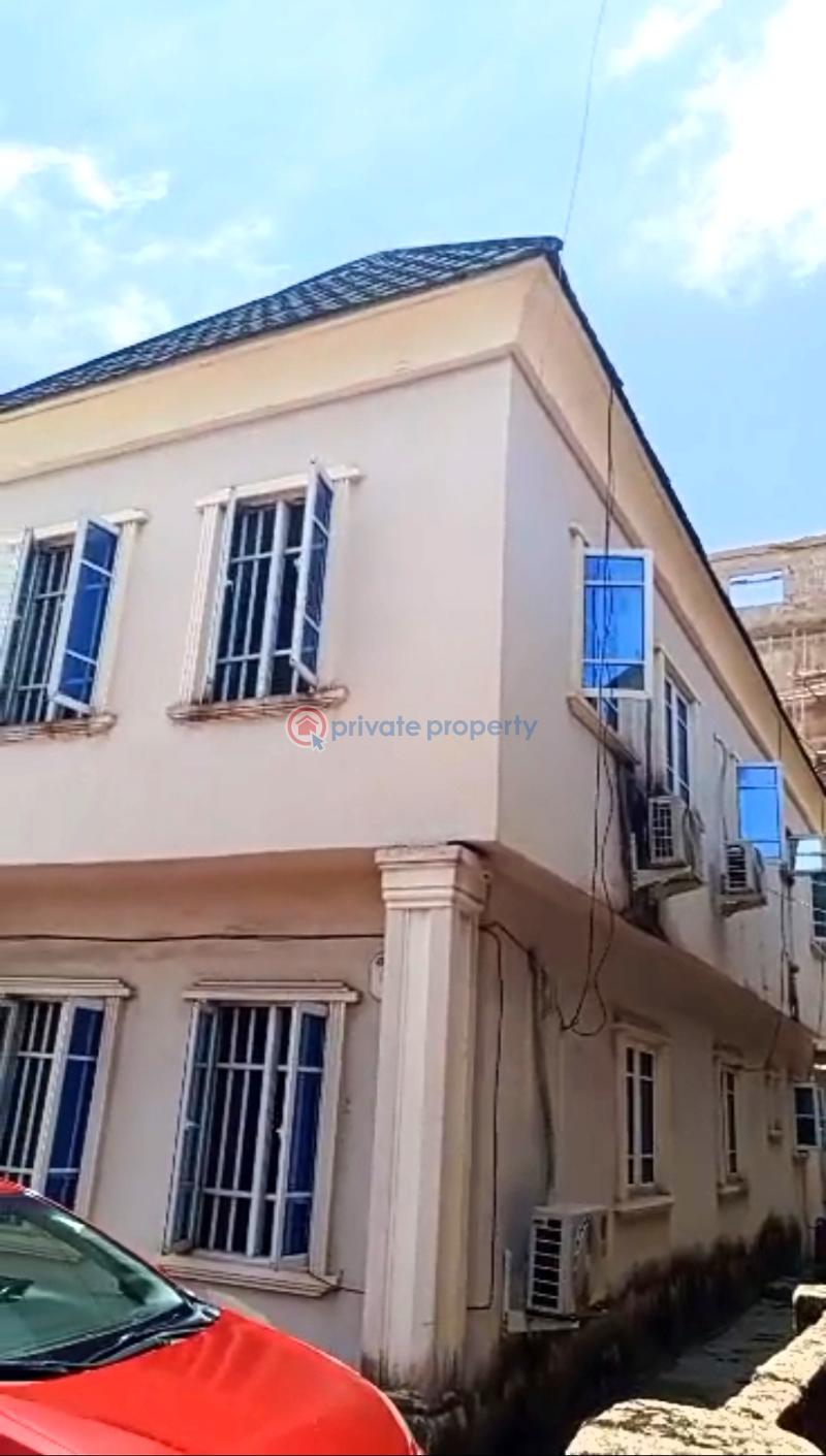 Block Of Flats For Sale Less Than 1min Walk From Ist Ugbor Tarred Road, Gra, Benin City.. Benin Edo - 1