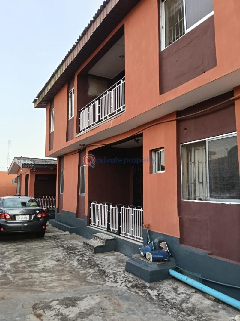 10 bedroom House For Sale Egbeda Alimosho Lagos - 3