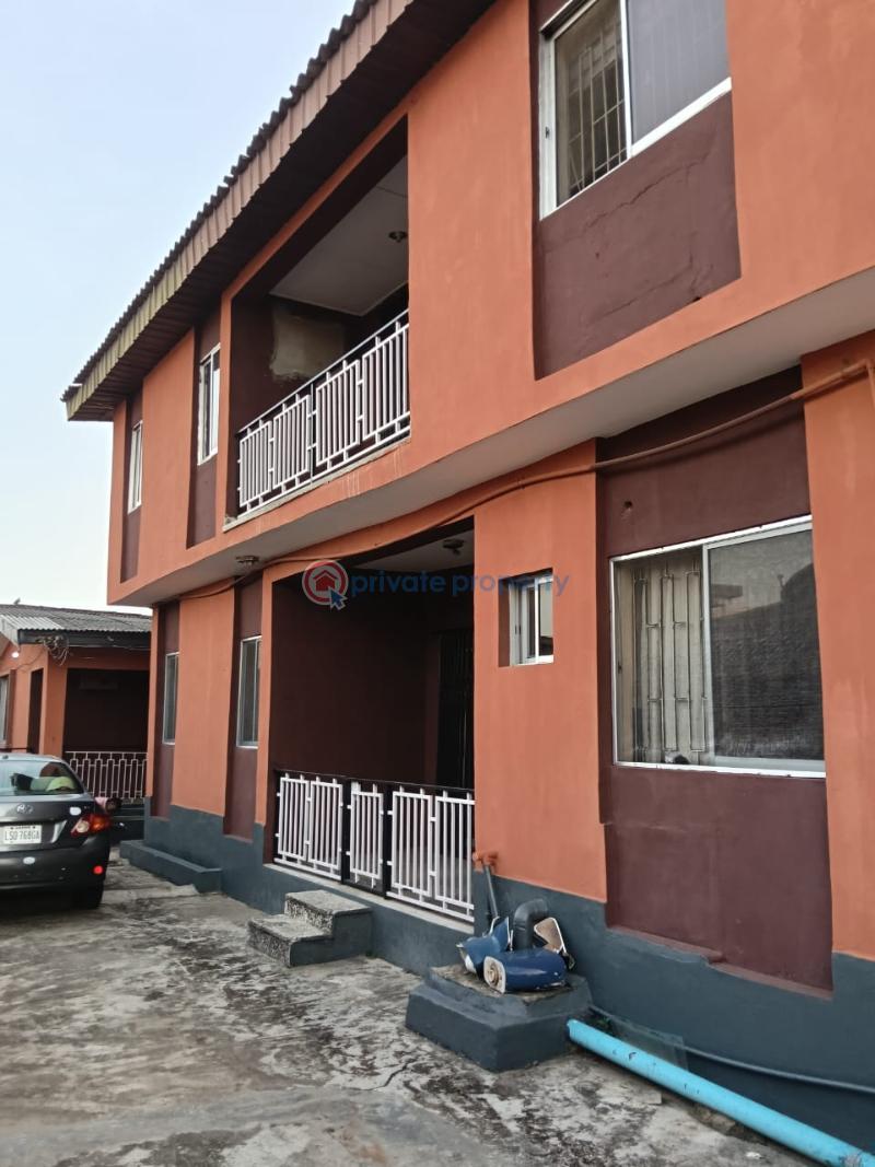 10 bedroom House For Sale Egbeda Alimosho Lagos - 4