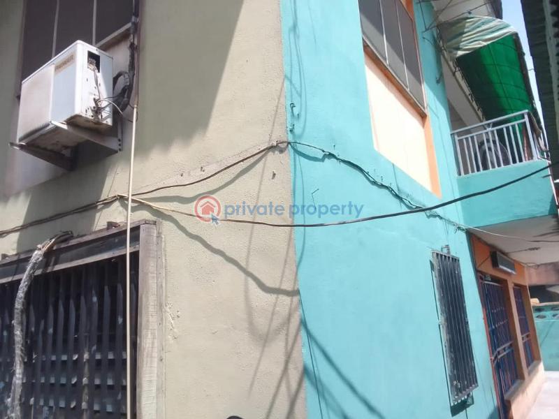 10 bedroom House For Sale Close To Toyin Ikeja Ikeja Lagos - 5