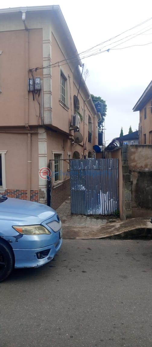 10 bedroom House For Sale Dopemu  Agege Lagos - 3