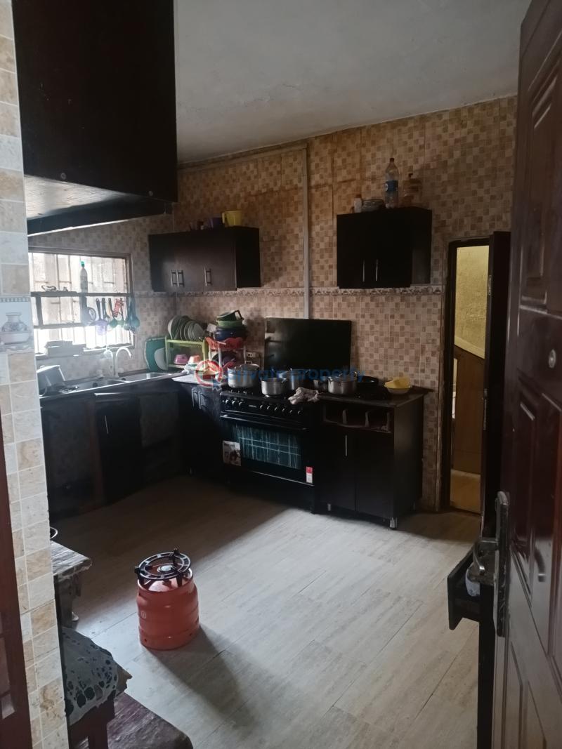 8 bedroom Detached Duplex For Sale Aga Tuntun By Borokini Ikorodu Lagos - 4