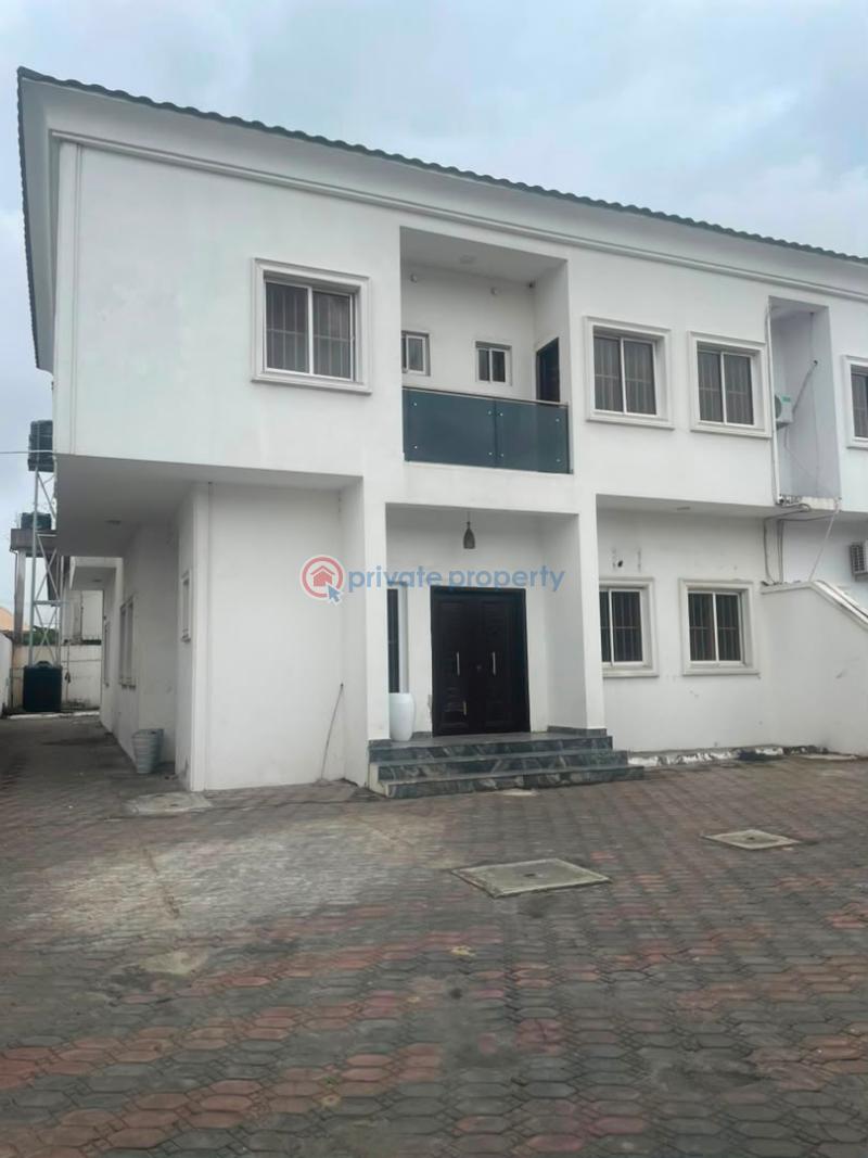 5 bedroom Semi detached Duplex For Rent Lekki Phase 1 Lagos