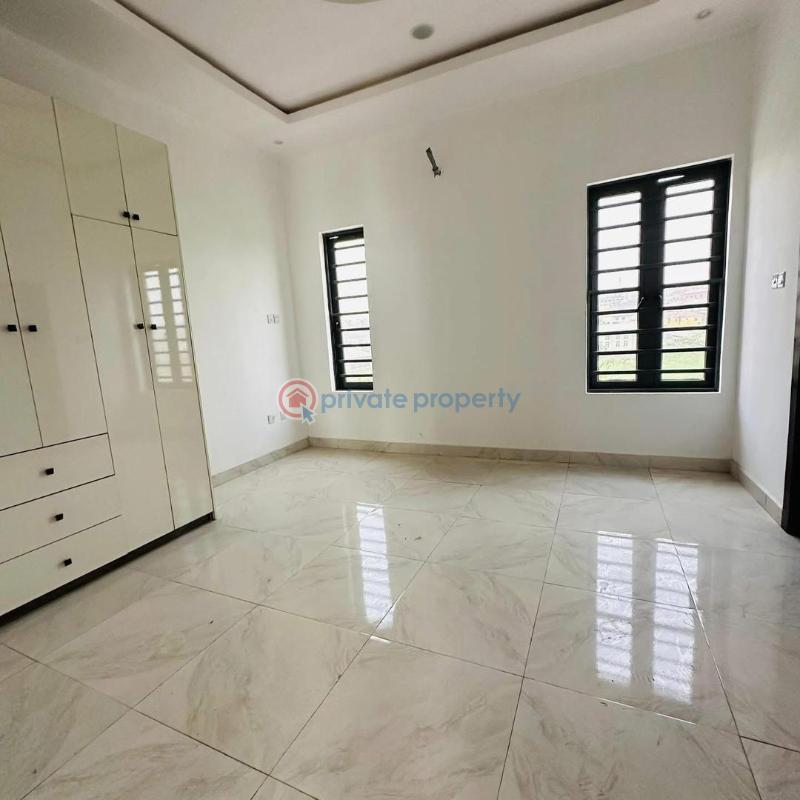 5 bedroom Detached Duplex For Sale Magodo GRA Phase 2 Kosofe/Ikosi Lagos - 2