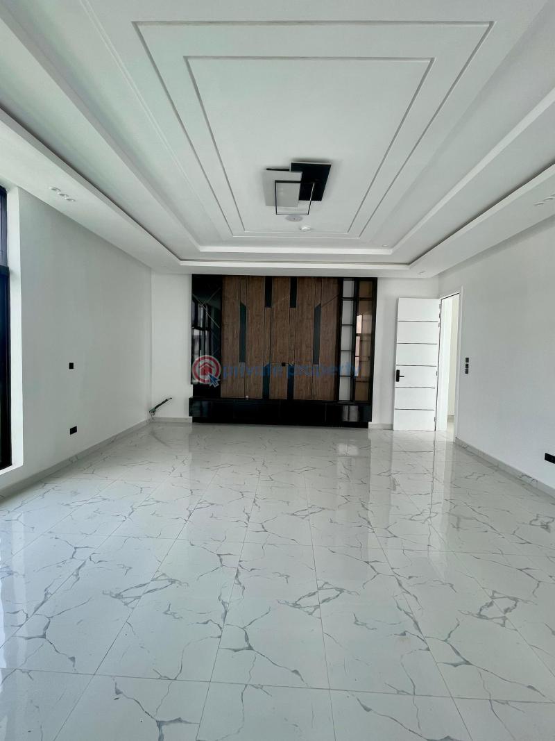 5 bedroom Detached Duplex For Sale Estate Ikota Lekki Lagos - 17