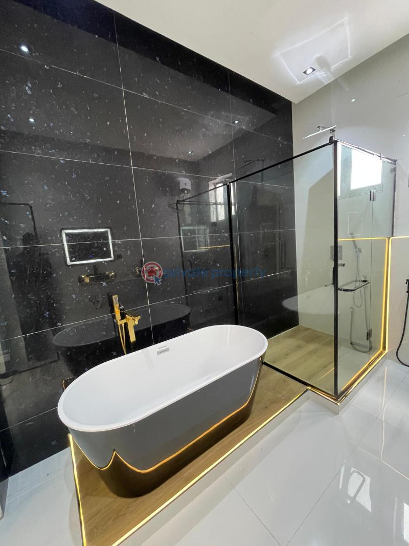 Standard 5bedroom fully detached duplex - 9 5 bedroom Detached Duplex For Sale Ajah Lagos - 9