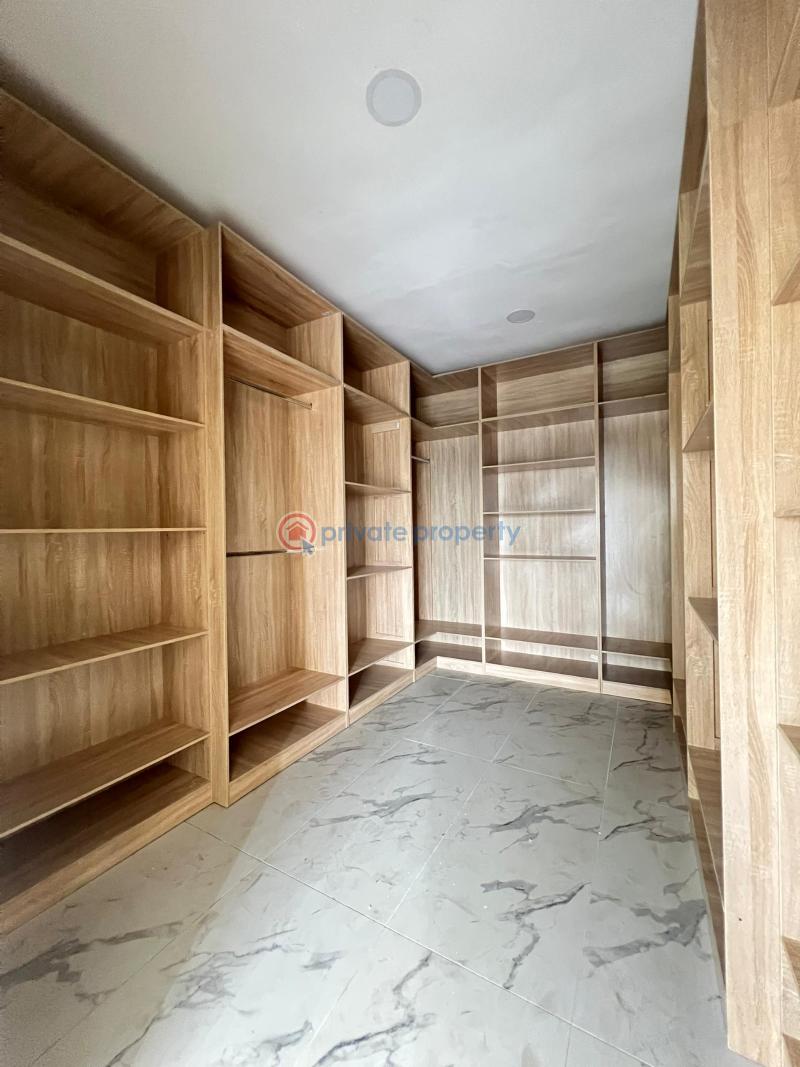 6 bedroom Semi detached Duplex For Sale Lekki Phase 1 Lagos - 11