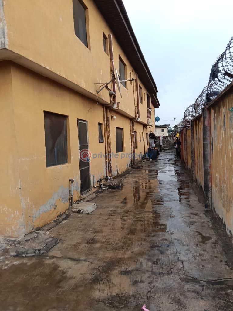 10 bedroom House For Sale Akowonjo Alimosho Lagos - 7