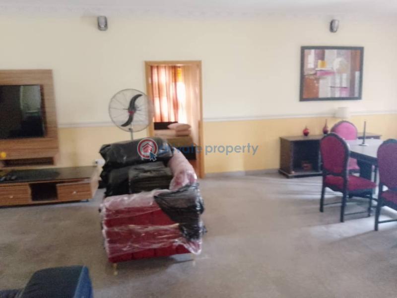 8 bedroom Detached Duplex For Sale Estate Lekki Ajah Lagos - 3