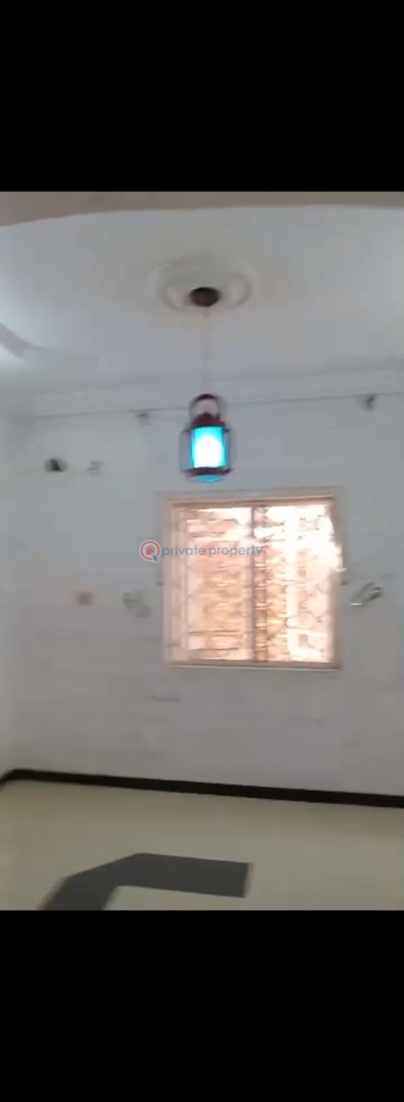 3 bedroom Bungalow For Rent Von Axis Lugbe Abuja Phase 4  - 4