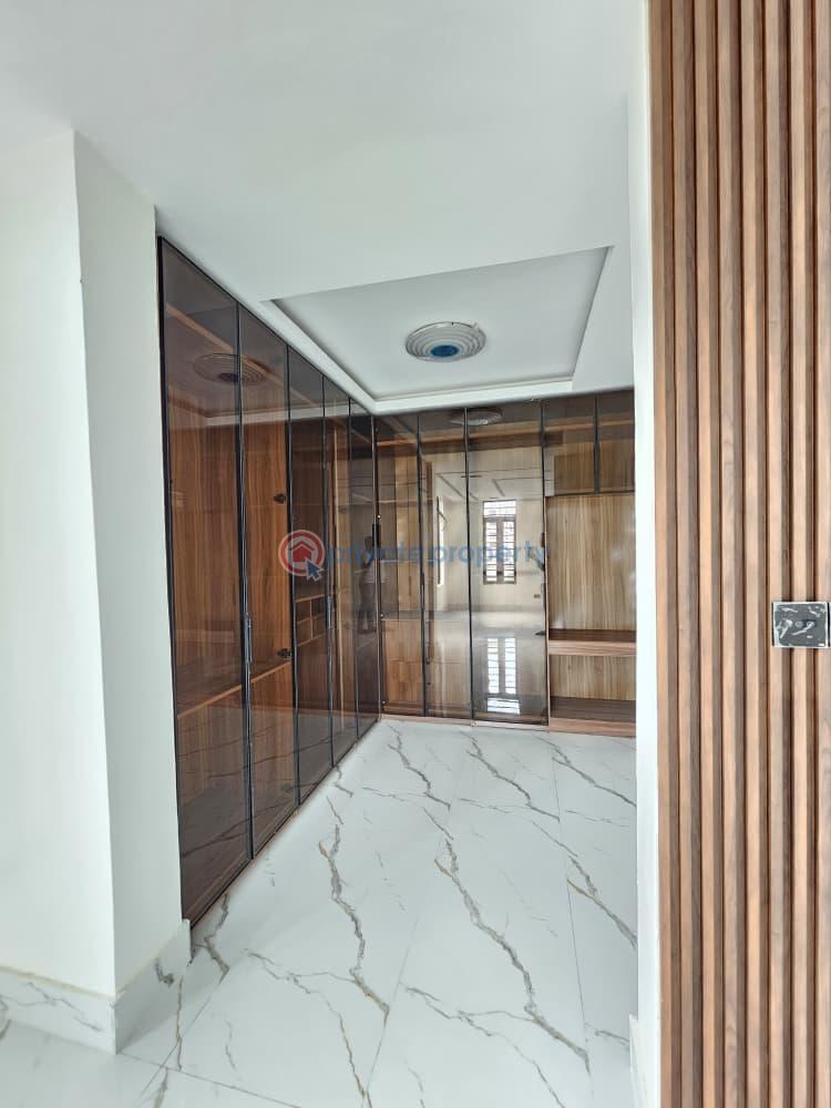 5 bedroom Detached Duplex For Sale Admiralty Way Lekki Phase 1 Lagos - 8