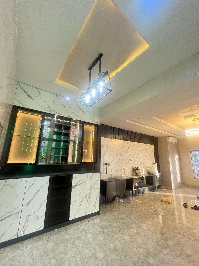 4 bedroom Terraced Duplex For Rent Guzape Main Guzape Abuja Phase 1  - 2