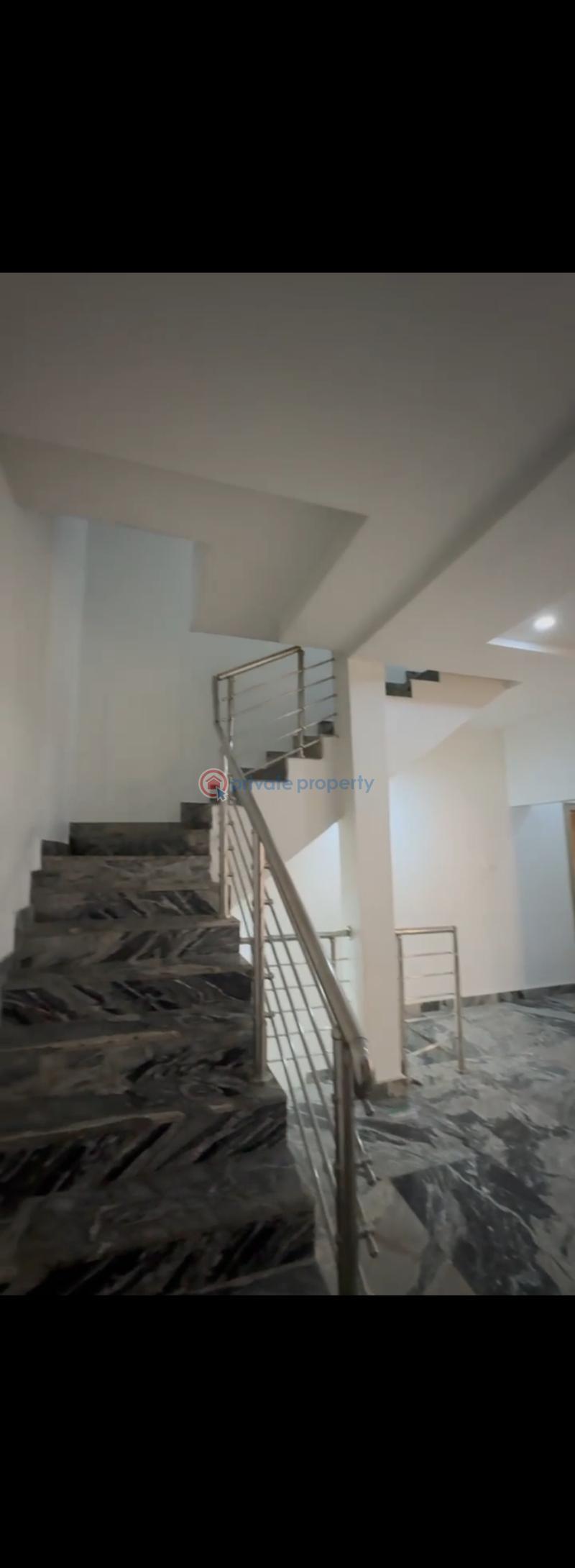 3 bedroom Terraced Duplex For Rent Gilmore Jahi Abuja Phase 2  - 2