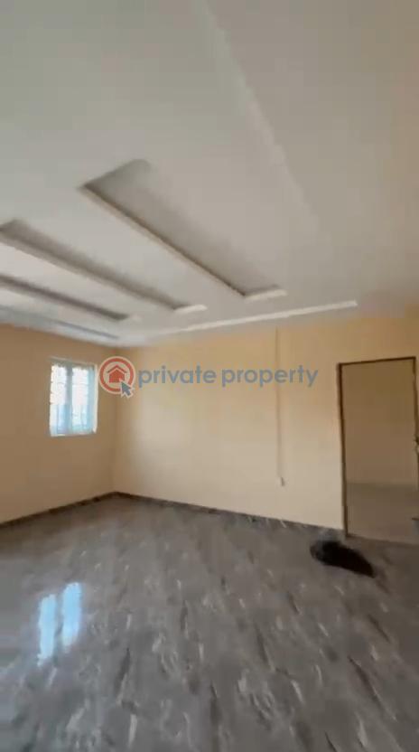 1 bedroom Mini Flat For Rent Fadeyi Shomolu Lagos - 4