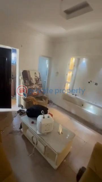 1 bedroom Mini Flat For Rent Adebisi Street, Alagomeji Yaba Lagos Alagomeji Yaba Lagos - 8