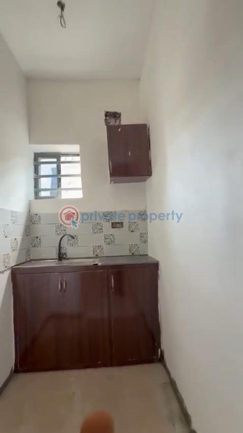 1 bedroom Self Contain For Rent Palmgroove Shomolu Lagos - 4