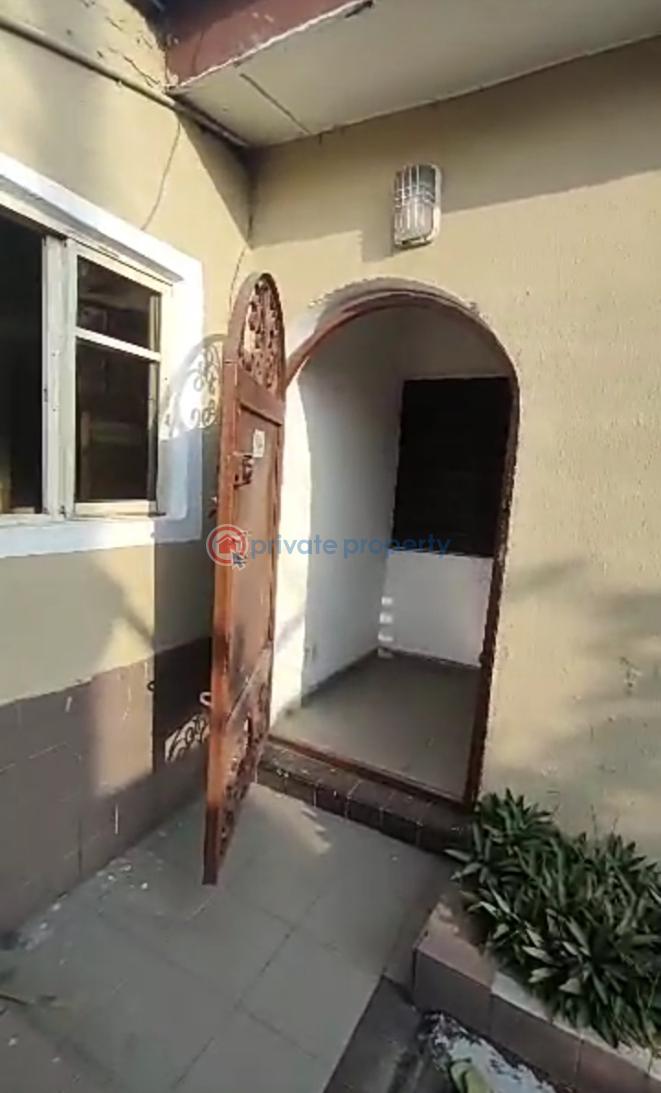 1 bedroom Self Contain For Rent Abraham Adesanya Estate Ajah Lagos - 6